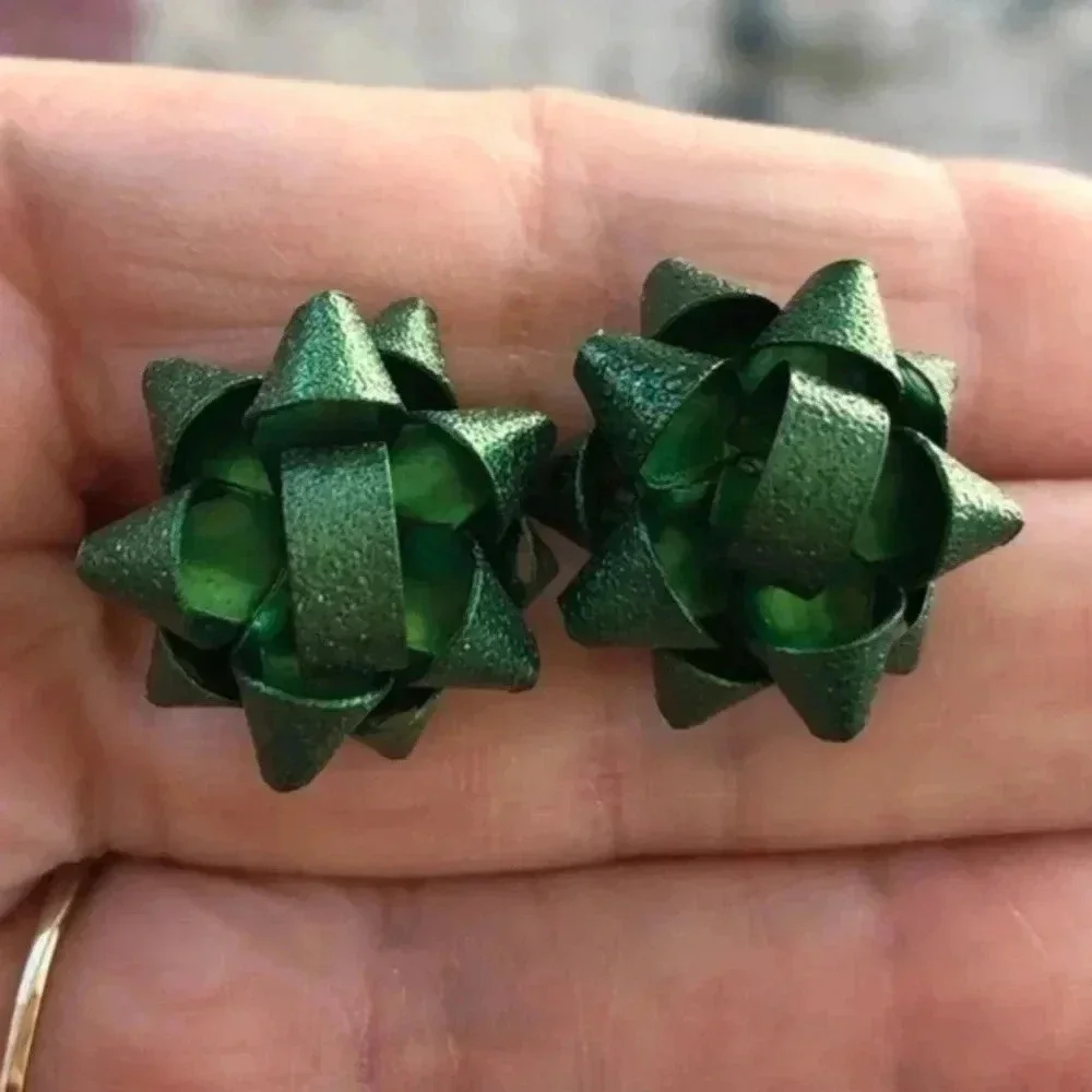 Green Textured Metal Holiday Bow Stud Earrings NWT